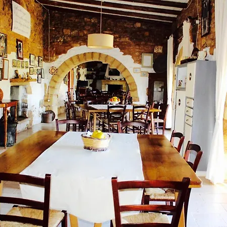 Masseria Provenzani Farm stay Trepuzzi