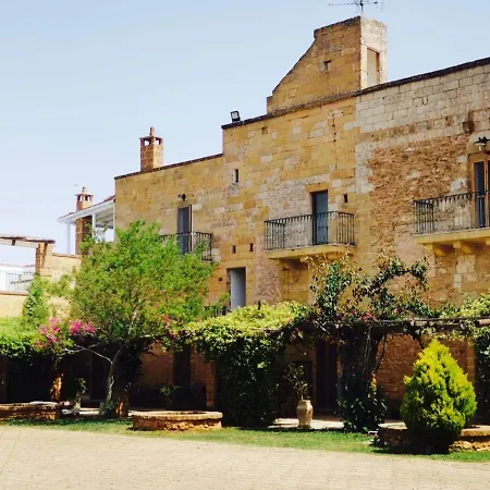 Alloggio per agriturismo Masseria Provenzani *